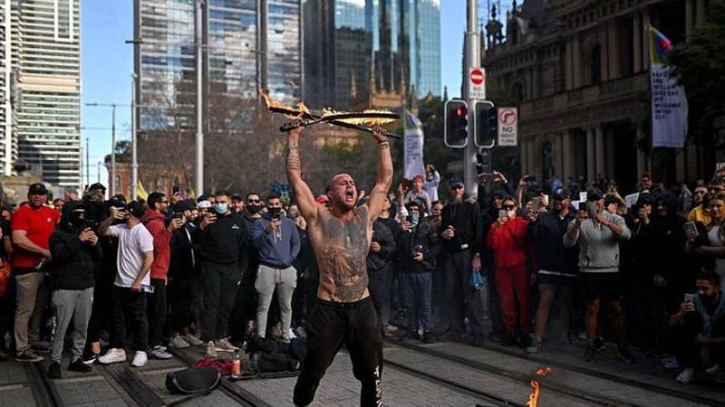 احتجاجا على القيود