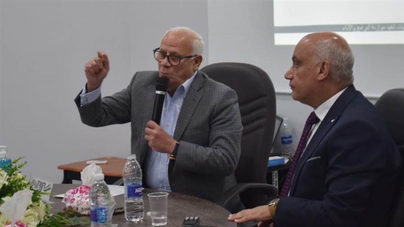 محافظ بورسعيد عادل