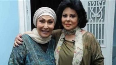 بقلب مكسور.. إسعاد يونس تودع صديقة عمرها سهير البابلي  