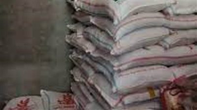 ضبط 4 متاجر و3 معارض تبيع منتجات مغشوشة بدمياط