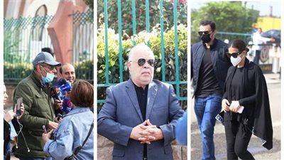 بدير ودنيا سمير غانم وأشرف زكي.. أول صور من جنازة سهير البابلي