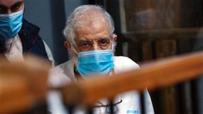 أولى جلسات محاكمة عبدالمنعم أبوالفتوح ومحمود عزت و٢٣ متهمًا آخرين في نشر أخبار كاذبة