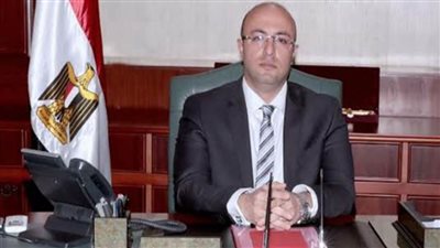 محافظ بني سويف يتابع أعمال إنشاء ميدان حضاري لمحور عدلي منصور