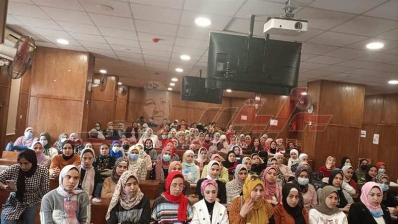 ندوة توعوية لتعليم