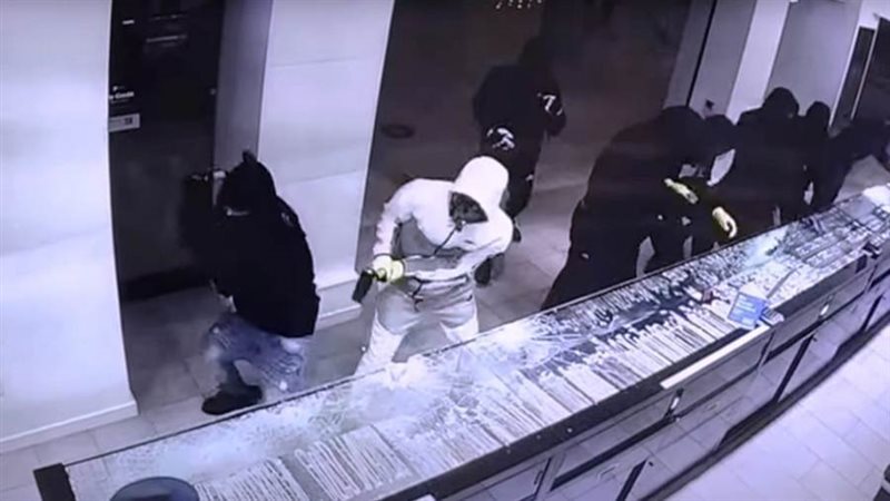 عملية سطو مسلح