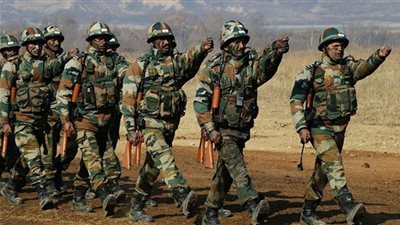 الهند وكازاخستان تبحثان تعزيز التعاون الثنائي في مجال الدفاع