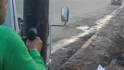 محافظ الإسكندرية يكلف رؤساء الأحياء بصيانة أعمدة الإنارة بعد تأثرها بسوء الأحوال الجوية