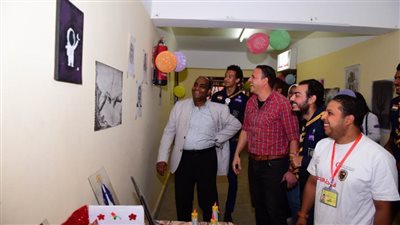 صيدلة سوهاج تنظم معرضا للفنون التشكيلية لاختيار الطلاب الموهوبين 