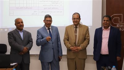جامعة سوهاج تختتم دورتها التدريبية لإعداد المراجعين الداخليين 