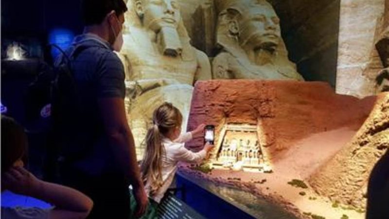 معرض رمسيس وذهب الفراعنة