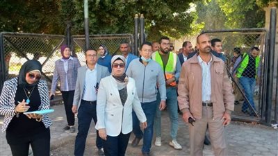 السكرتير المساعد بأسيوط تتابع تنفيذ مشروعات تطوير مراكز الشباب بقرى صدفا