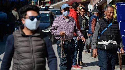 العاصمة اليابانية تخفف قيود التجمع المفروضة بسبب 