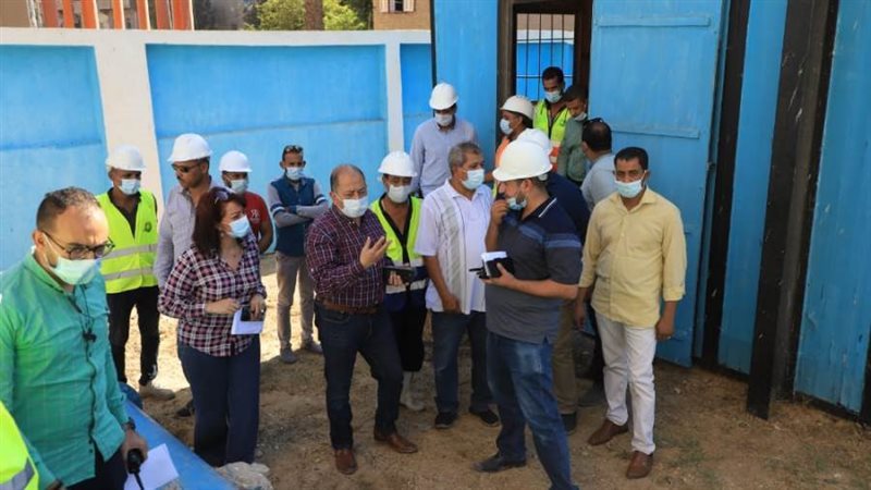 رئيس مياه أسيوط يتفقد