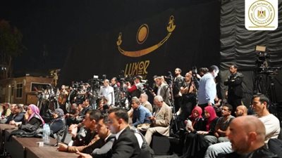 1200 مراسل أجنبي تابعوا احتفالية 