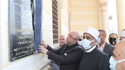 محافظ بني سويف يفتتح مسجد أبوبكر الصديق ويُصلي الجمعة بالمسجد بعد افتتاحه