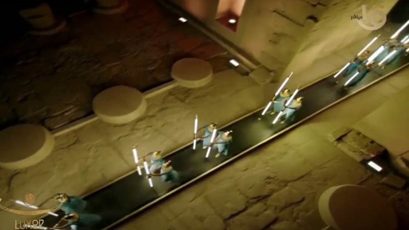 محفة الإله آمون في