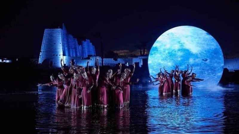 البحيرة المقدسة