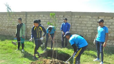 الفوج الثاني للقوافل الرياضية بجامعة سوهاج تخدم قرية السمارنة بالمراغة 