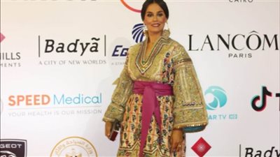 شامة بن شعبان تحتفي بالتراث التونسي بإطلالتها في افتتاح القاهرة السينمائي