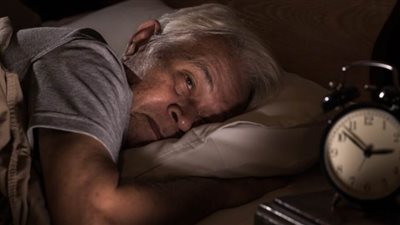 علاج مشكلات النوم قد تمنع نوبات الاكتئاب لدى كبار السن