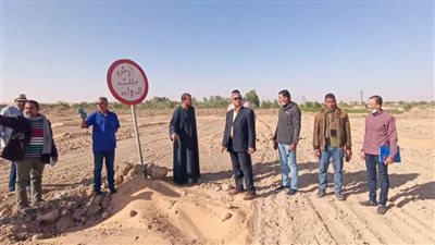 حملة مكبرة لإزالة التعديات على أراضي الدولة بباريس الوادي الجديد