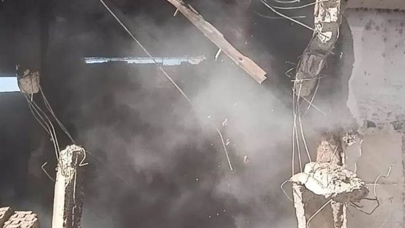 جانب من أعمال الإزالة