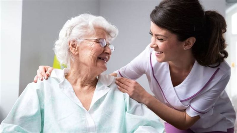 رعاية المسنين والمرضى
