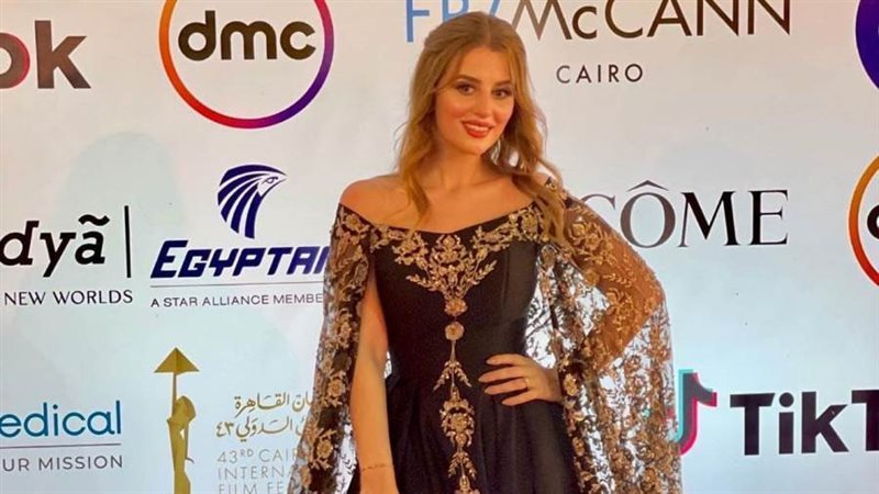 ياسمين كمون