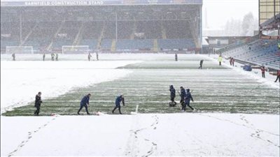 بسبب سوء الأحوال الجوية.. تأجيل مباراة بيرنلي وتوتنهام بالدوري