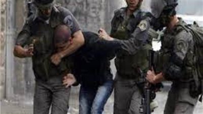 الاحتلال الإسرائيلي يعتقل 8 فلسطينيين من الضفة الغربية