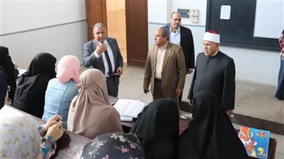 نائبا رئيس جامعة الأزهر يتفقدان كلية الدراسات الإسلامية والعربية للبنات ببورسعيد