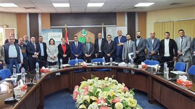 جمعية مستثمري العاشر تبحث مع البنك الأهلي تعزيز الخدمات المالية للمصنعين