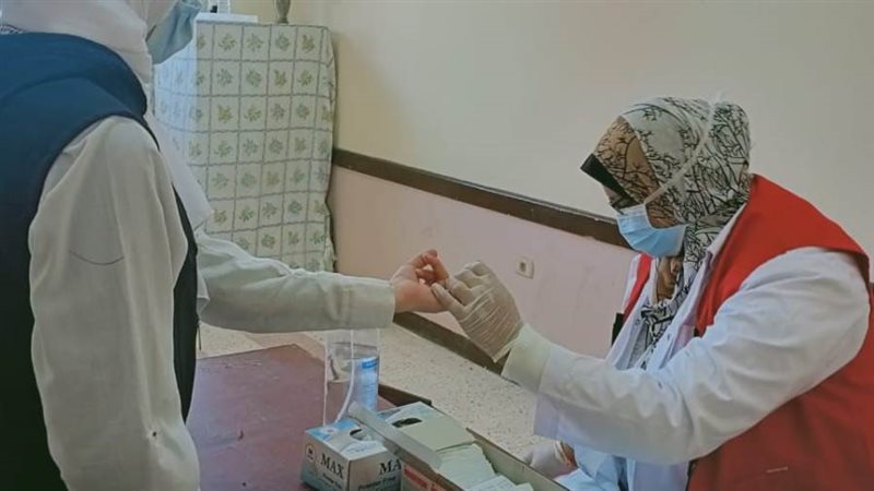 فحص طلاب الإعدادية