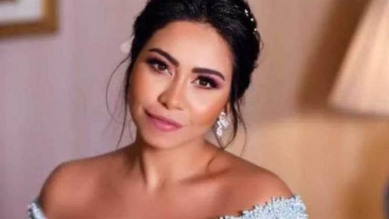 الفنانة شيرين عبد