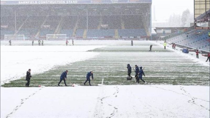 ملعب اللقاء