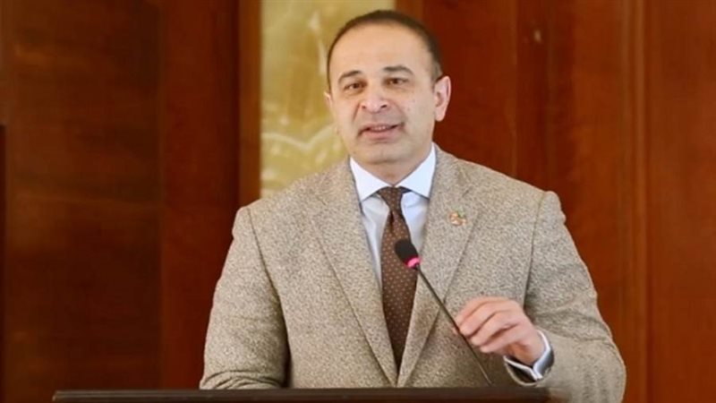 الدكتور أحمد كمالي