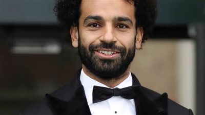 عاجل..رسميًا.. محمد صلاح يفوز بجائزة القدم الذهبية لأول مرة في التاريخ