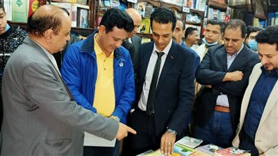 السفير اليمني في مصر يفتتح دار الكتب والتراث اليمني 