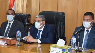 صرف الأسمدة للمزارعين بالبطاقة الورقية لحين استخراج الكارت الذكي بالمنيا