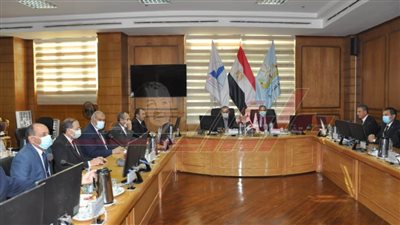 رئيس جامعة كفر الشيخ يترأس اجتماع مجلس الجامعة بحضور المحافظ