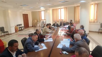 وكيل تعليم كفر الشيخ يترأس لجنة الموارد ومجلس الأمناء