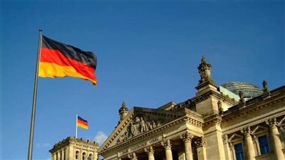 محكمة ألمانية تدين عضوًا في 