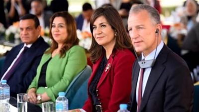 محافظ دمياط: الدولة المصرية بقيادة الرئيس حققت خطوات غير مسبوقة في مجال تمكين المرأة