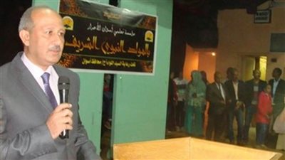 محافظ أسوان: إنهاء خدمة الموطف الممتنع عن إجراء تحليل المخدرات