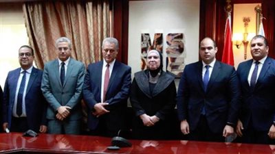 نيفين جامع: ندعم أصحاب المشروعات الصغيرة لزيادة قدرتهم على المنافسة والتسويق