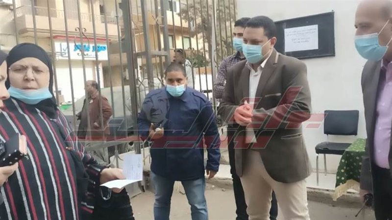 حظر دخول المواطنين