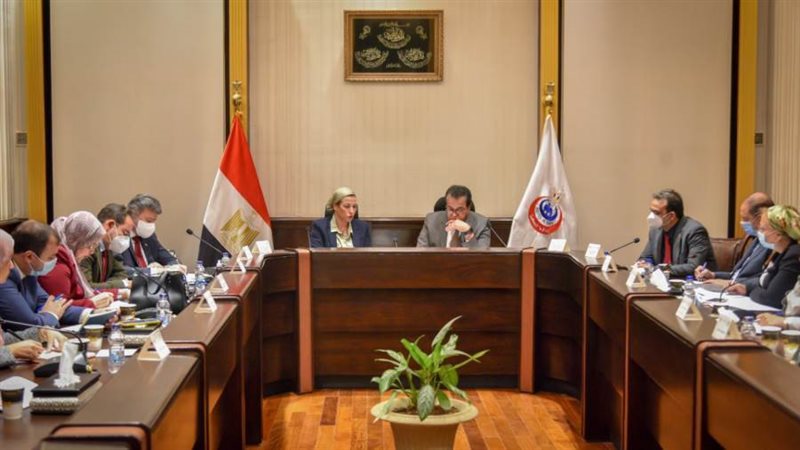 اجتماع وزيرا الصحة