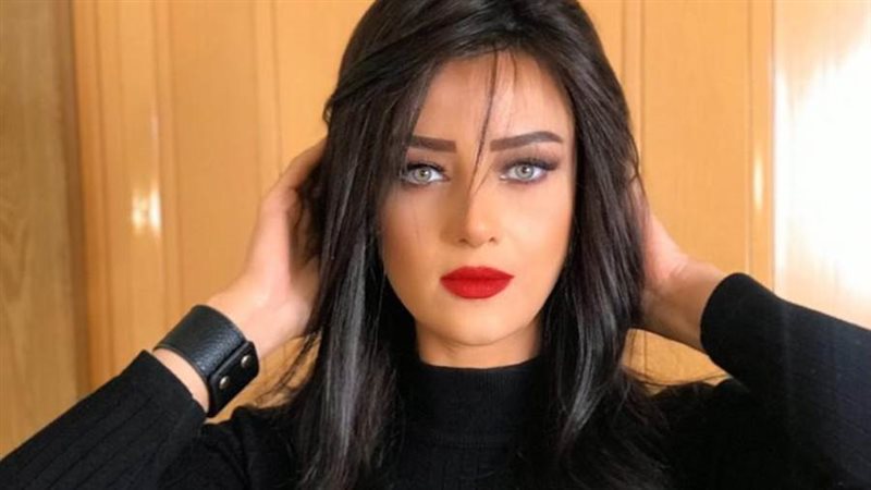 الاعلامية رضوي الشربيني