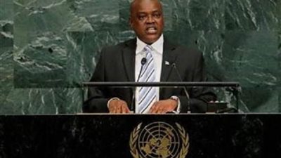 رئيس جمهورية بوتسوانا: بعض الدبلوماسيين المصابين بـ