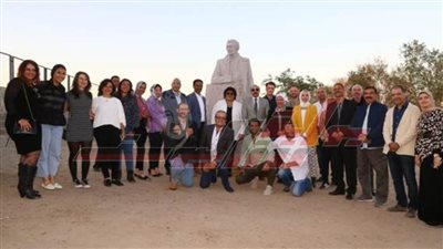 عبدالدايم: سيمبوزيوم أسوان لفن النحت علامة فنية مشرقة فى الحركة التشكيلية